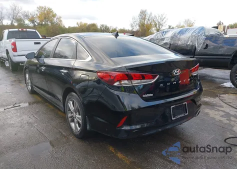 2019 Hyundai Sonata Limited z USA, uszkodzony, nr VIN 5NPE34AF0KH802822